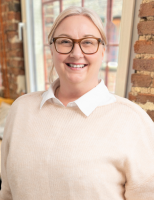 Ansprechpartnerfoto Frau Sandra Hadrovic