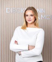 Ansprechpartnerfoto Frau Lynn Kosina