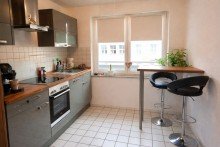 Einrichtungsbeispiel K�che Wohnung  Innenhafen  mit Weitblick, Tiefgarage & gro�em Balkon