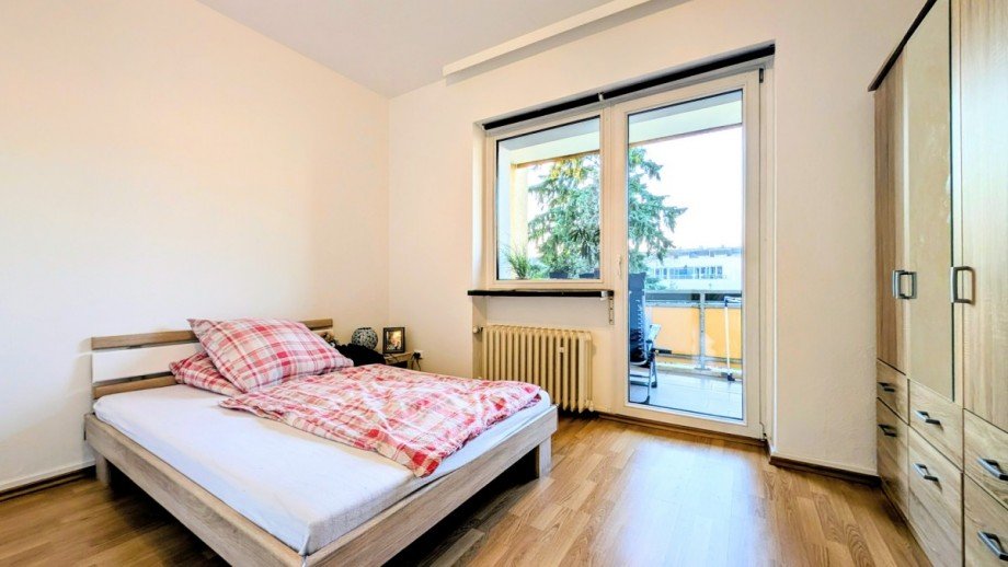1. OG Schlafzimmer Wohn- / Gesch�ftshaus Duisburg