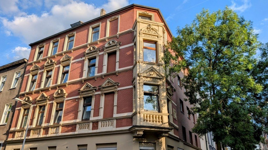 Vorderansicht Mehrfamilienhaus Duisburg