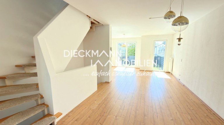 Titelbild Schwerte Reihenmittelhaus Endlich Platz f�r uns: Wohnen wie im eigenen Haus mit Garten & Garage