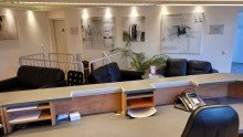 Empfang Barrierefreie B�ro- und Praxisfl�chen mit elegantem Empfangsbereich