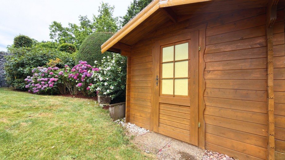 Gartenhaus Doppelhaush�lfte Schwerte