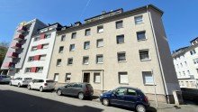 Hausansicht 2 Clever investieren - 2-Zimmer-Eigentumswohnung mit attraktivem Potenzial!