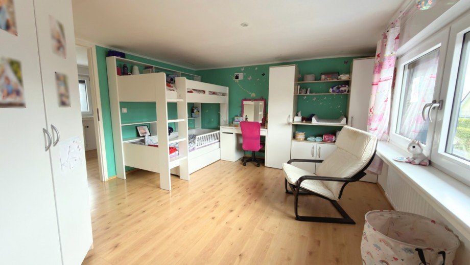 Kinderzimmer 2 Doppelhaush�lfte Menden