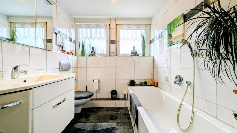 EFH, Badezimmer OG Zweifamilienhaus Duisburg / Walsum