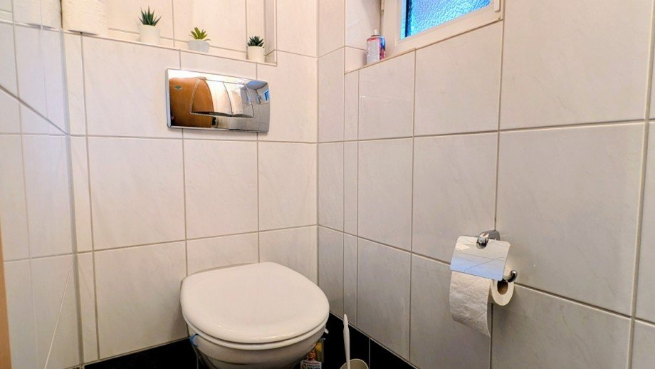 EFH, G�ste-WC Zweifamilienhaus Duisburg / Walsum