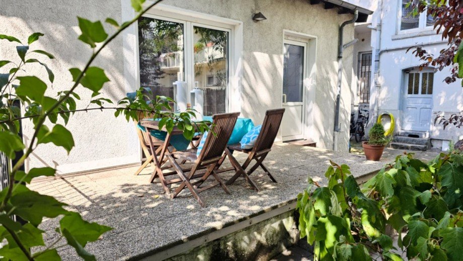 R�ckansicht Mehrfamilienhaus Duisburg