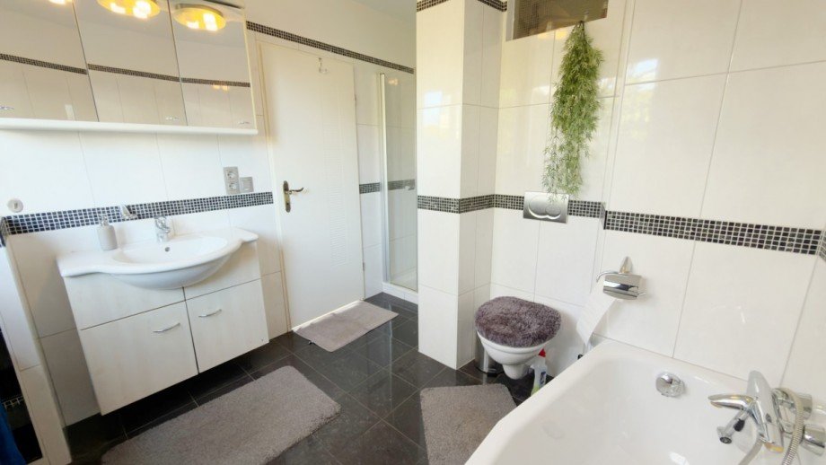 Badezimmer EG Einfamilienhaus Hemer