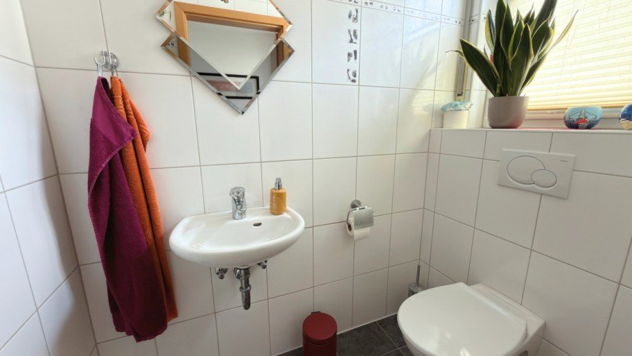 G�ste-WC Doppelhaush�lfte Schwerte