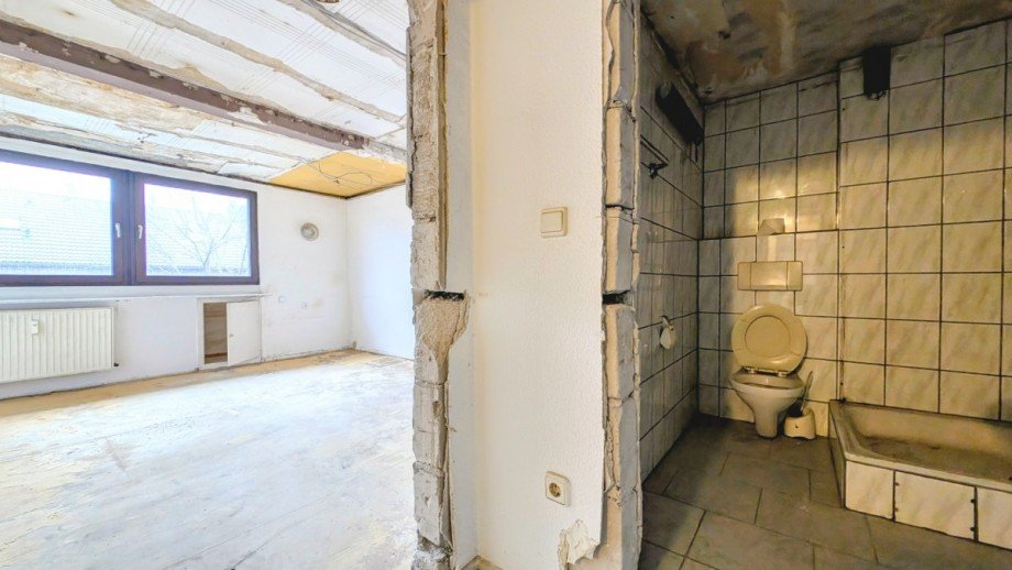 Zimmer Wohn- / Gesch�ftshaus Duisburg