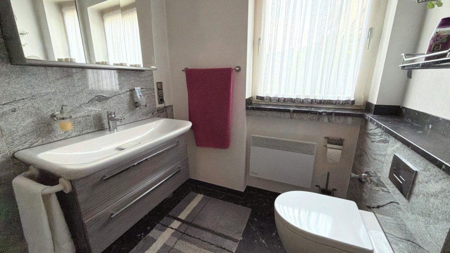 EG Badezimmer Mehrfamilienhaus Schwerte