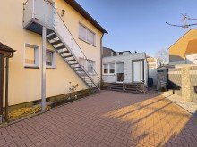Innenhof Kreativ Denken und praktisch nutzen- Ihre neue Gewerbeeinheit in Ergste