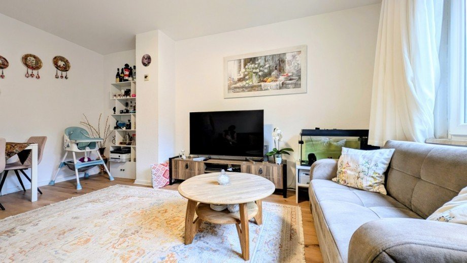Wohnzimmer Etagenwohnung Duisburg / Duissern
