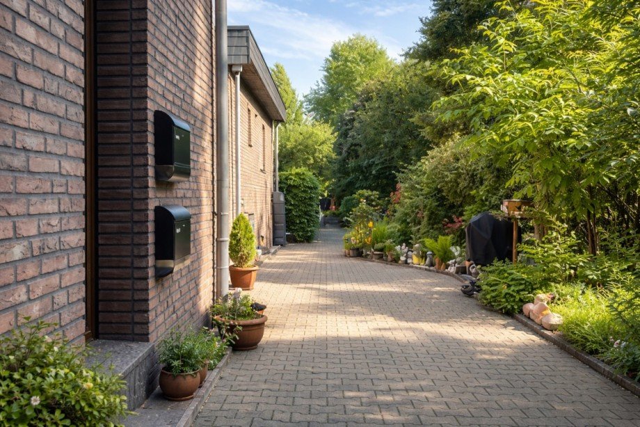 Zuwegung Zweifamilienhaus Duisburg / Walsum