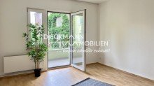 Titelbild Gepflegte 2-Zimmer-Wohnung mit Balkon | Ausblick ins Gr�ne