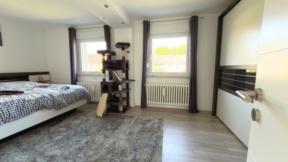 Schlafzimmer Doppelhaush�lfte Herne