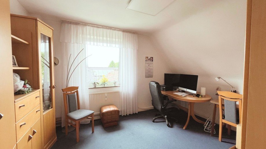 Arbeitszimmer Dachgeschosswohnung Schwerte