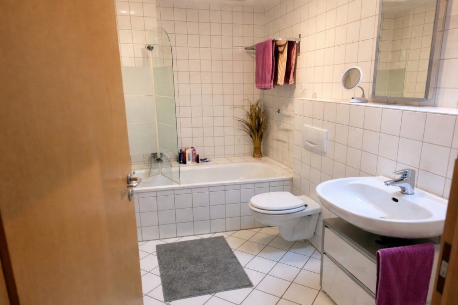 Einrichtungsbeispiel Badezimmer Etagenwohnung Duisburg