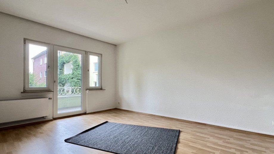 Wohnzimmer Etagenwohnung Duisburg / Marxloh