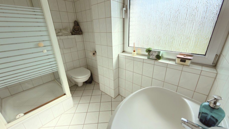 Badezimmer OG Doppelhaush�lfte Herne