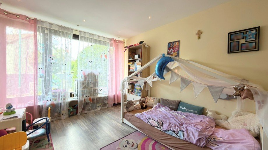 Kinderzimmer Zweifamilienhaus Duisburg