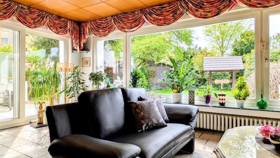 Wohnbereich Doppelhaush�lfte Duisburg