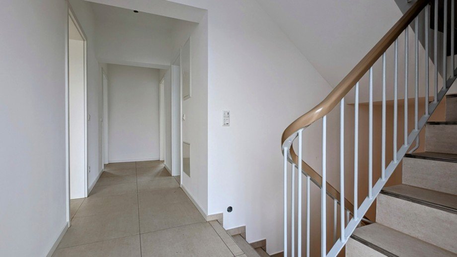 Flur Doppelhaush�lfte Duisburg