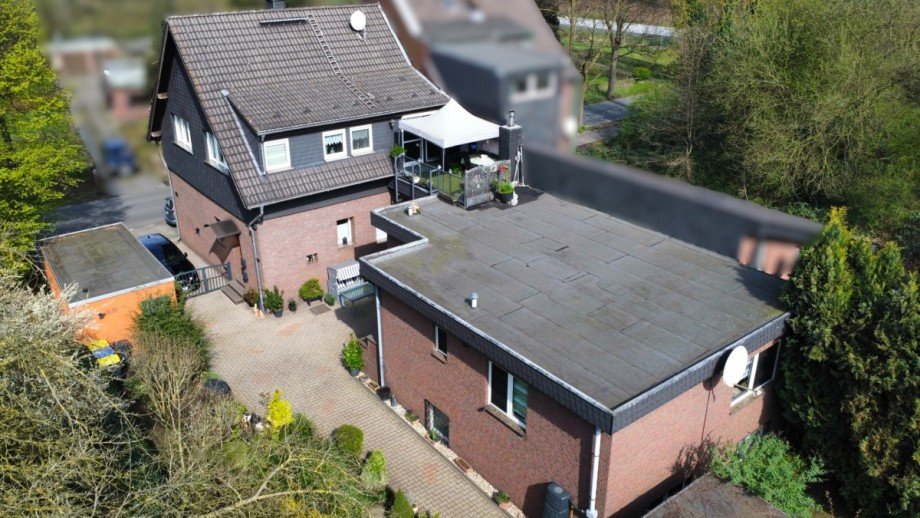 Drohnenbild Zweifamilienhaus Duisburg / Walsum