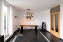 Einrichtungsbeispiel Esszimmer Wohnung  Innenhafen  mit Weitblick, Tiefgarage & gro�em Balkon