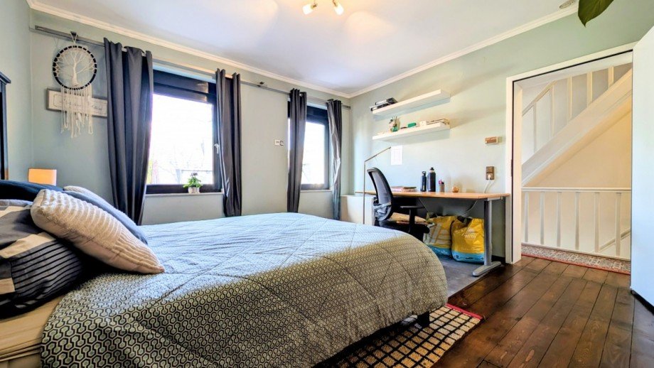 Schlafzimmer OG Reihenmittelhaus Duisburg