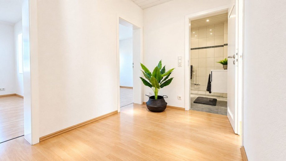 1 Flur Etagenwohnung Krefeld / H�ls