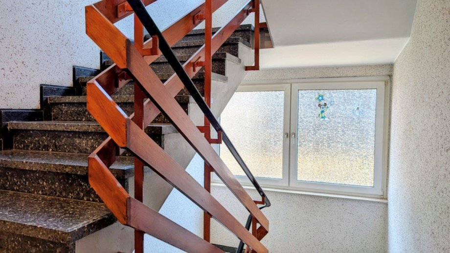 Hausflur Etagenwohnung Duisburg / Vierlinden