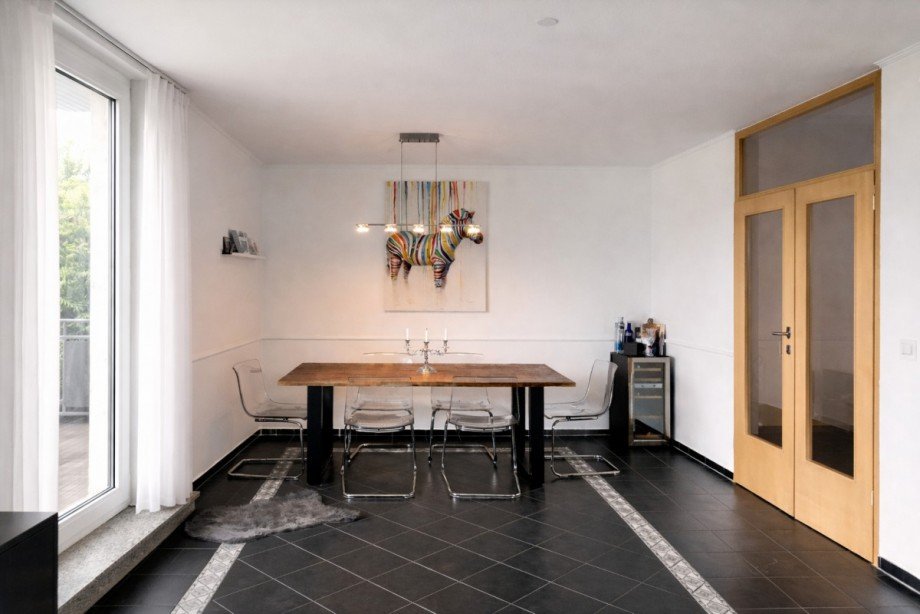 Einrichtungsbeispiel Esszimmer Etagenwohnung Duisburg
