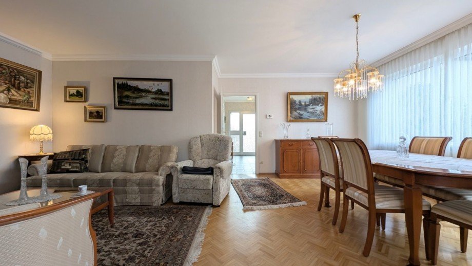 Wohnbereich Etagenwohnung Duisburg / Meiderich