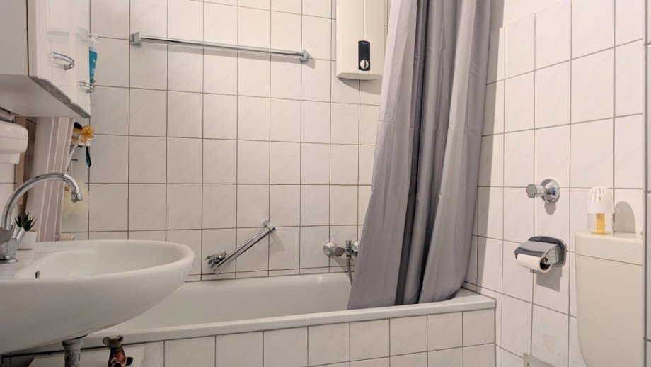 Bad Etagenwohnung Duisburg / Duissern
