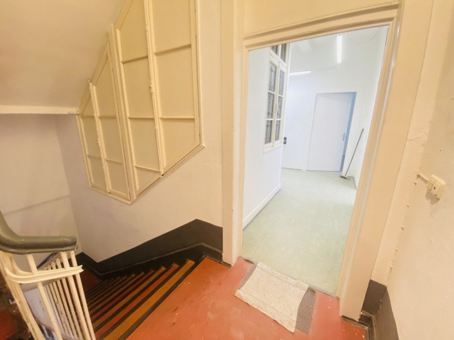 Hausflur Praxis Duisburg / Alt-Hamborn