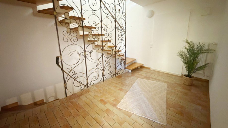 Treppenhaus Reihenmittelhaus Fr�ndenberg