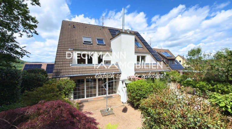 Titelbild Hagen - Hohenlimburg Doppelhaush�lfte Wohnen am Waldrand mit Blick auf Schloss Hohenlimburg