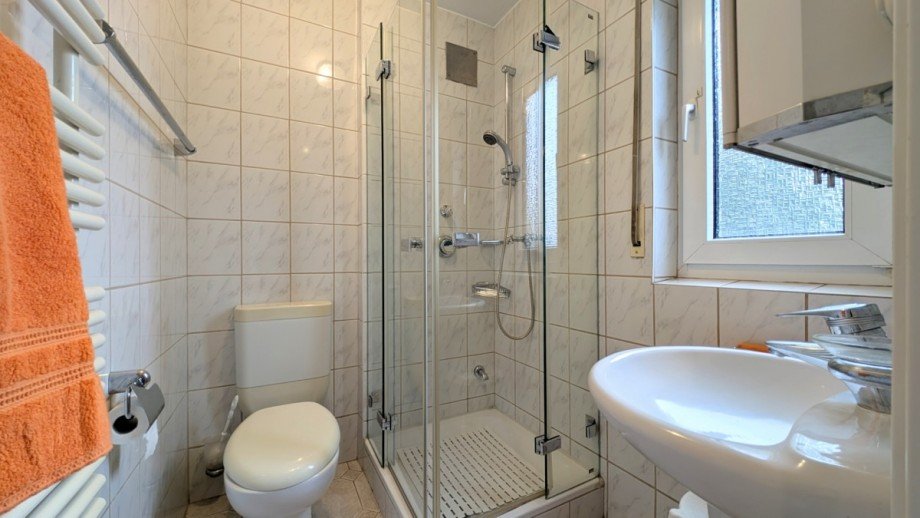 G�ste-WC Etagenwohnung Duisburg / Meiderich