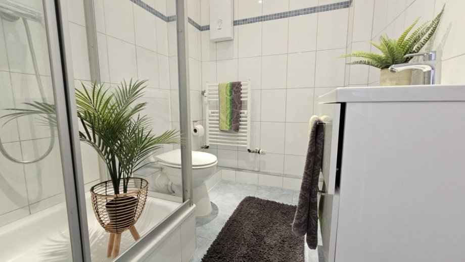 Bad 1 Etagenwohnung Krefeld / H�ls