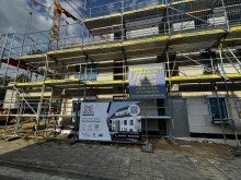 Bauzustand Geb�ude Neubauwohnung �ber 2 Etagen mit 2 Balkonen und Tiefgaragenstellplatz