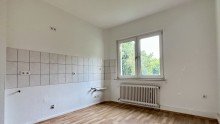 K�che Gepflegte 2-Zimmer-Wohnung mit Balkon | Ausblick ins Gr�ne