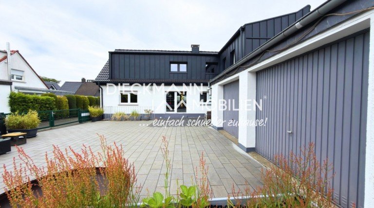 Titelbild Menden Doppelhaush�lfte Ein Haus, das mit dem Familienleben mitw�chst- Doppelhaush�lfte mit Garten in Menden Platte Heide!