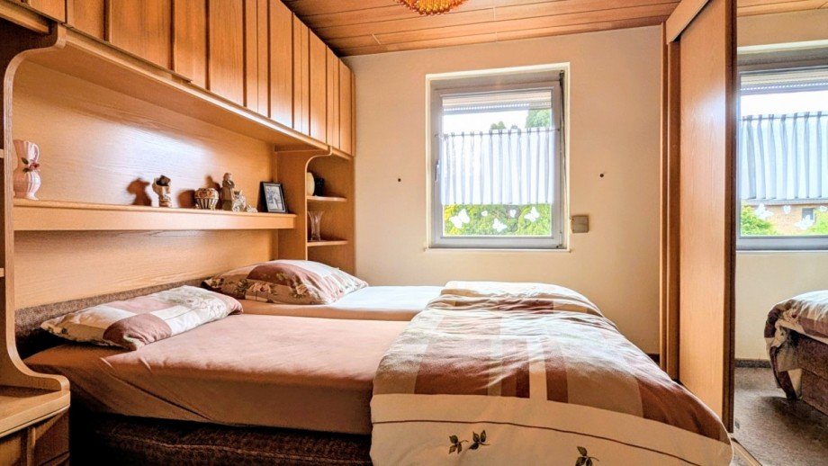 Schlafzimmer Reihenmittelhaus Duisburg