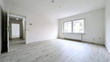 Wohnzimmer Helle und frisch renovierte Single-Wohnung mit 2 Zimmern