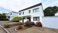 Bild (f19d4fff59543d80c9bd8c85ca1309b7): Einrichten.Einziehen.Wohf�hlen. Dein teilsaniertes Einfamilienhaus in Schwerte Ergste wartet!