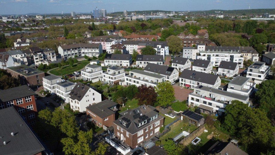 Lage Doppelhaush�lfte Duisburg