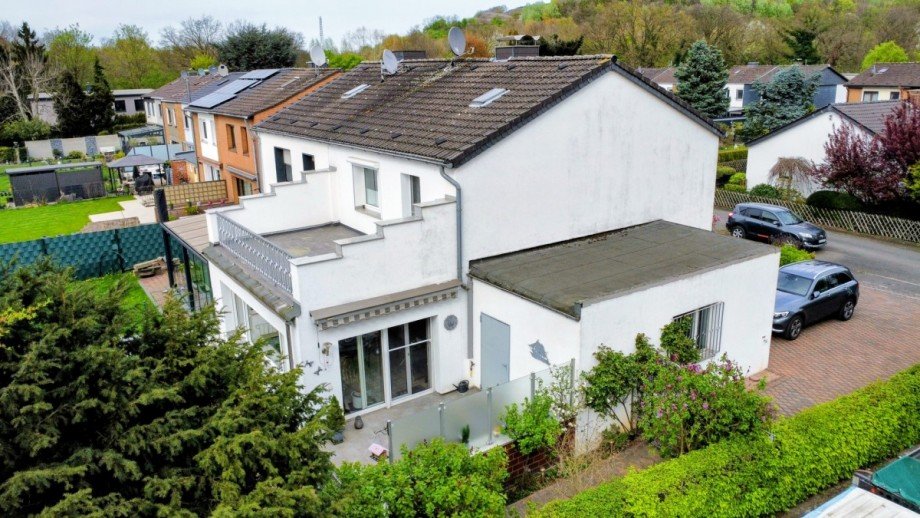 Luftaufnahme Doppelhaush�lfte Duisburg